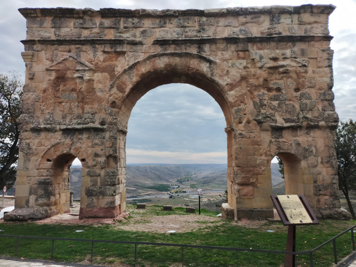 Arco Romano