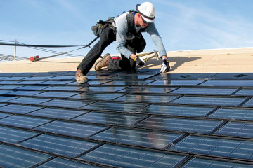 Paneles solares en tejado