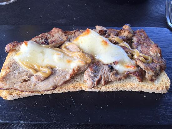 Tosta de solomillo de