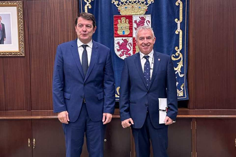 Ceu00f1a y mau00f1ueco