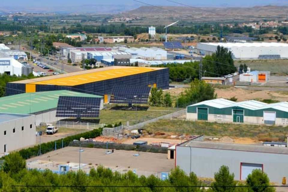 INDUSTRIA