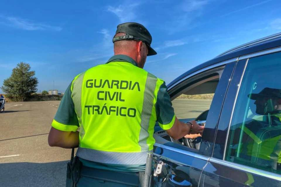 Guardia civil control alcoholemia