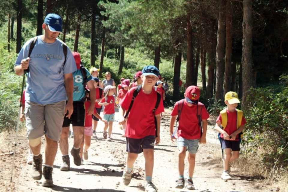 CAMPAMENTO VERANO