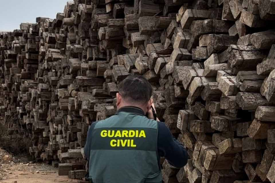 GUARDIA CIVIL TRAVIESAS