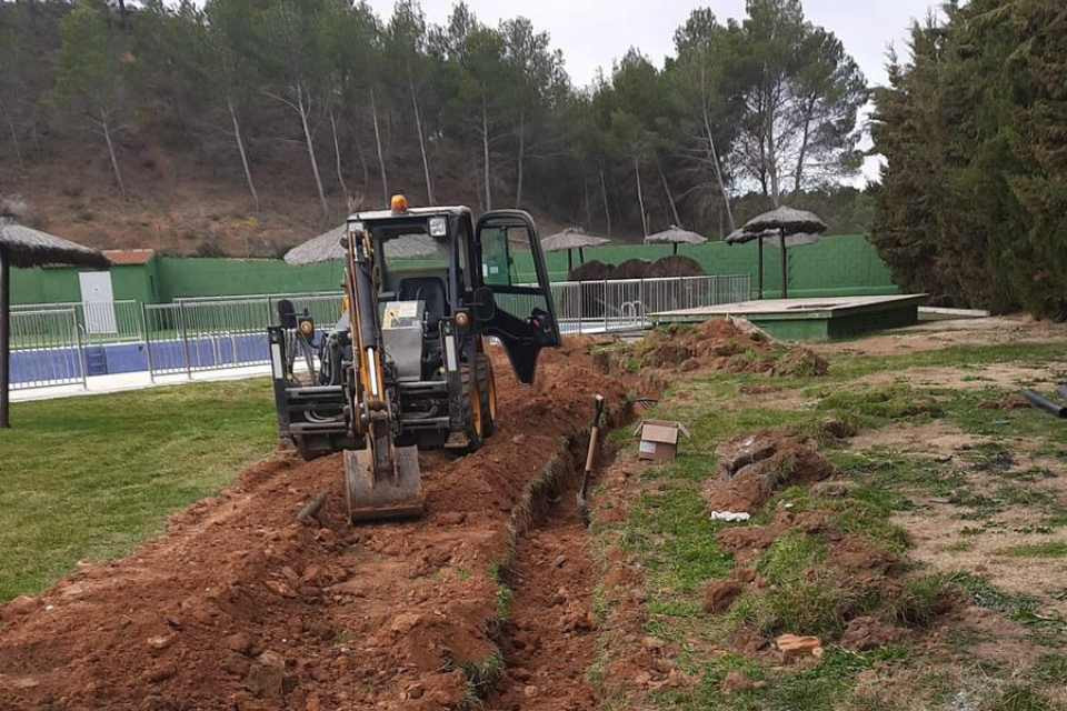 Obras piscina ariza