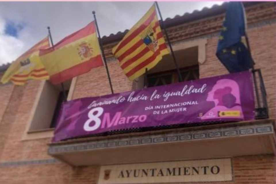 8m ariza