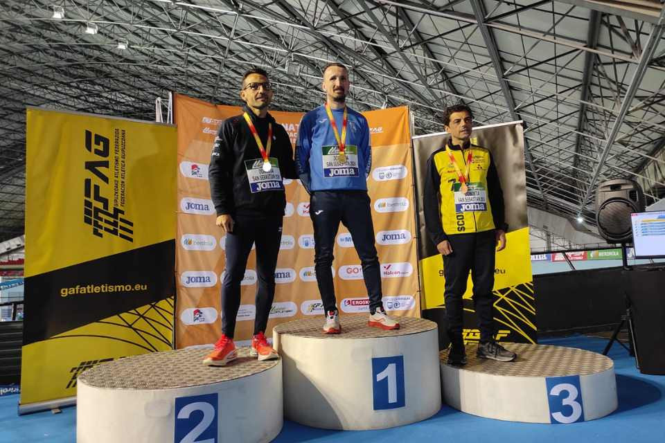 DAVID TRAID BRONCE