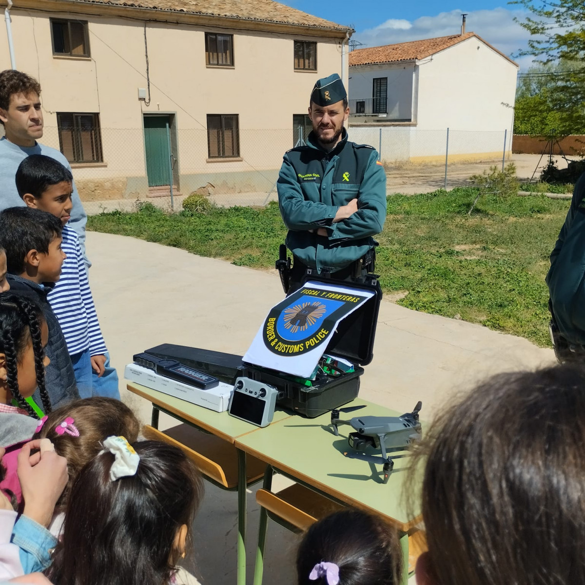 Monteagudo cole guardia civil (2)