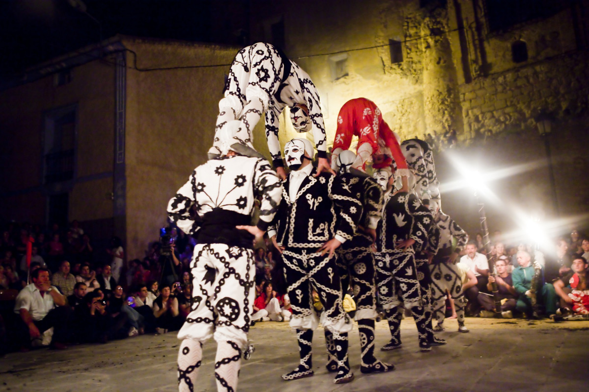 Cetina Contradanza 1  Santiago Cabello