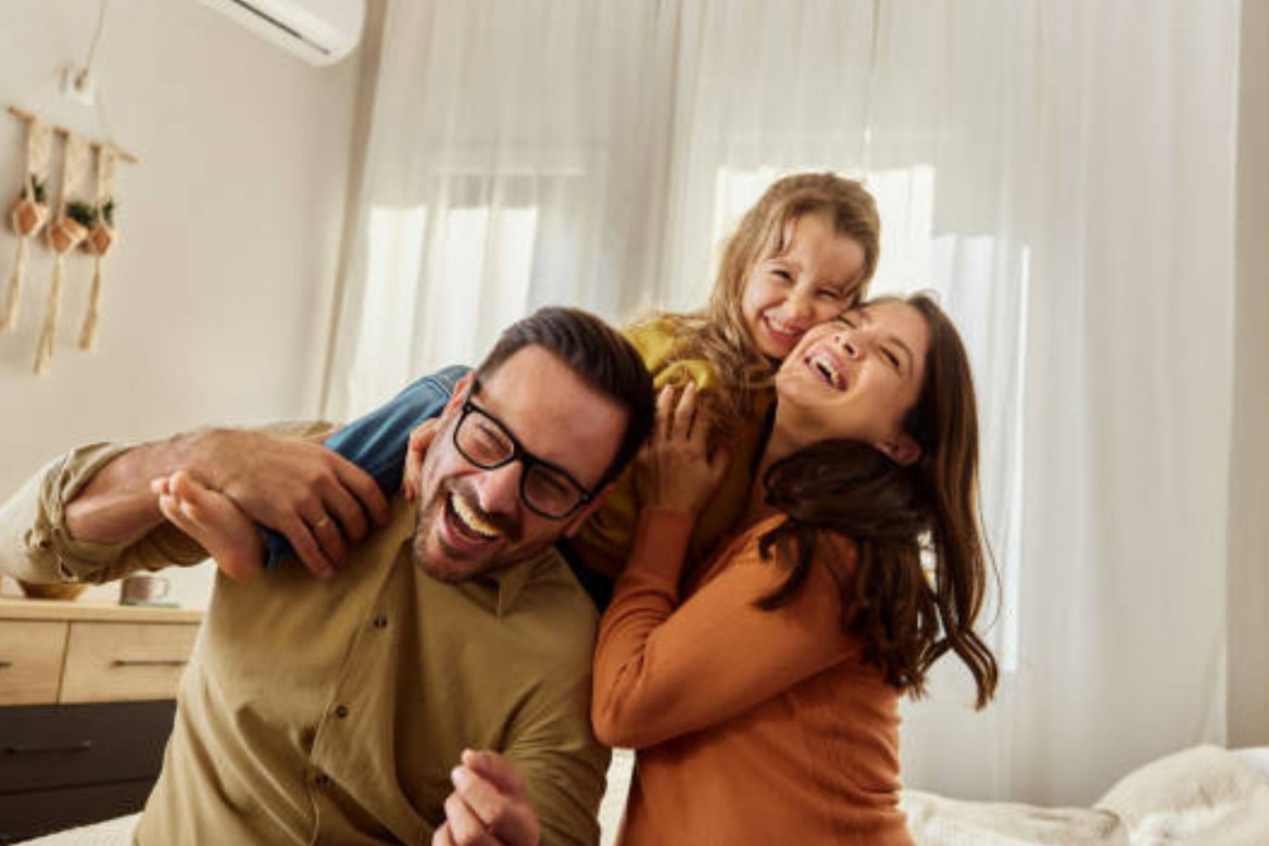 FAMILIA