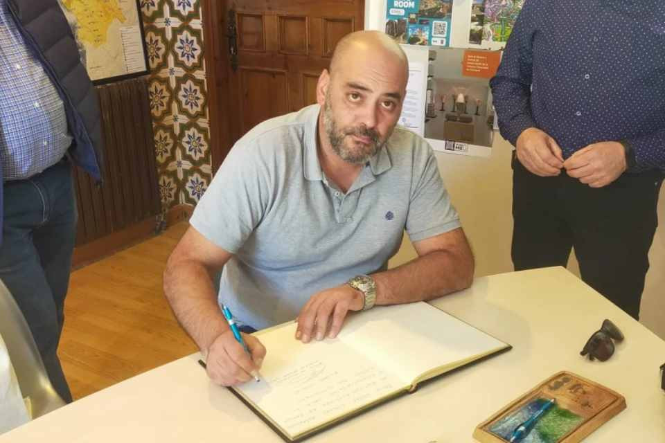 Manuel peiru00f3