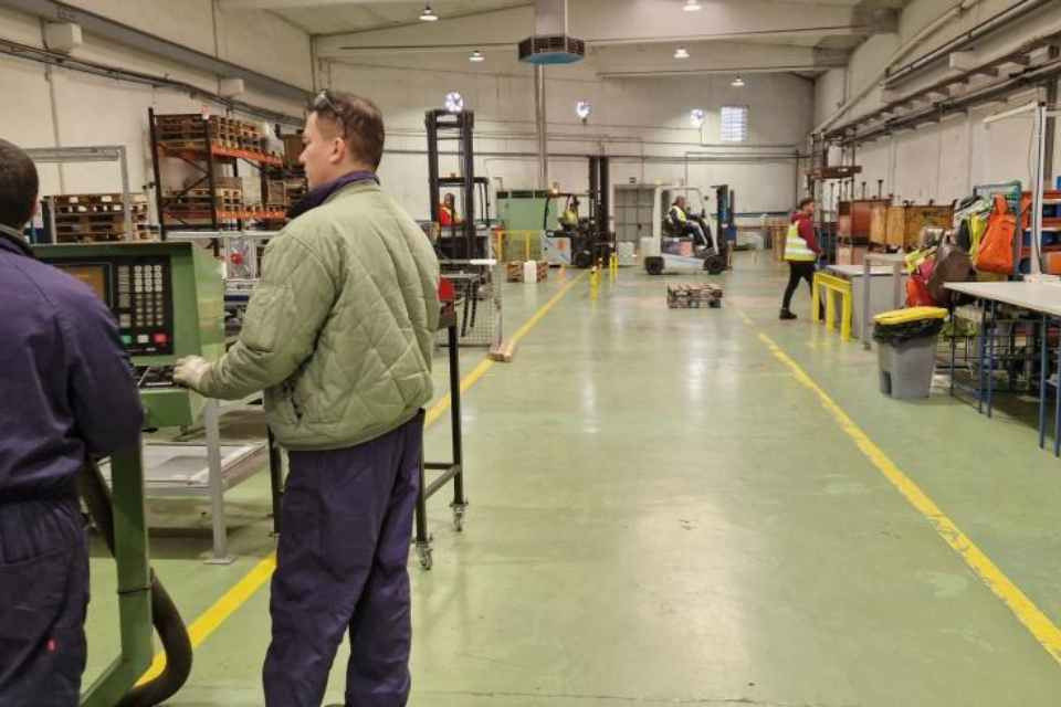 EMPLEO FÁBRICA