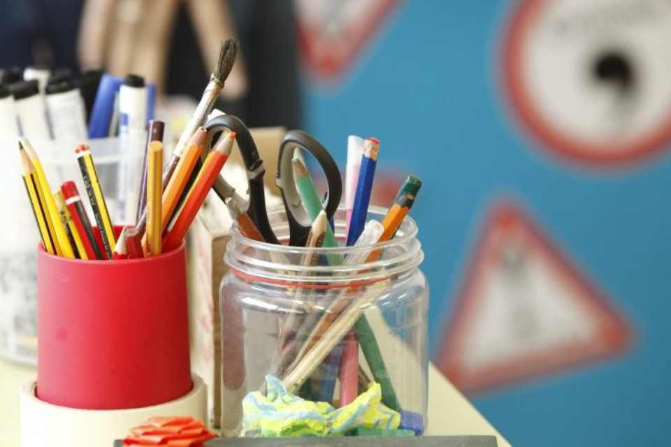 MATERIAL CURRICULAR