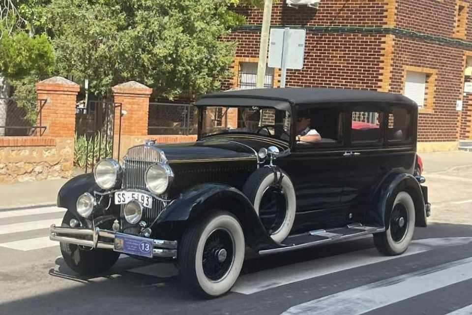 Coche clu00e1sico monteagudo