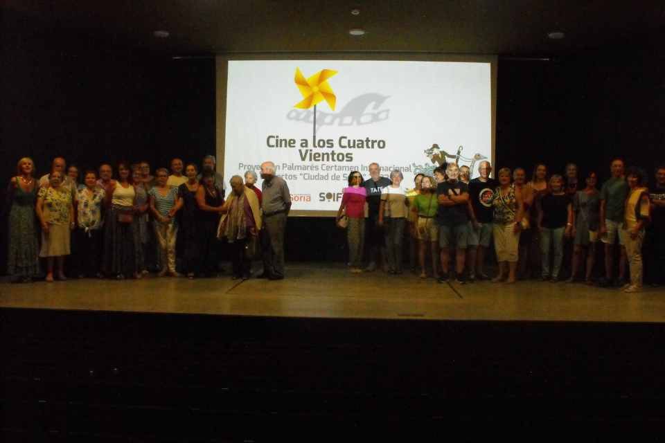 Cine arcos