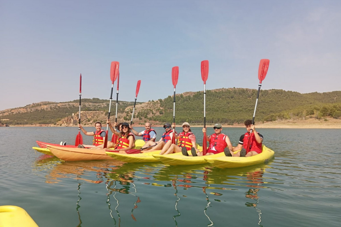 Kayak (2)