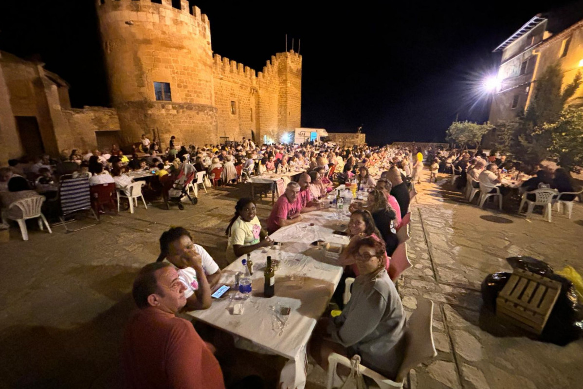 Monteagudo de las vicaru00edas cena popular (1)