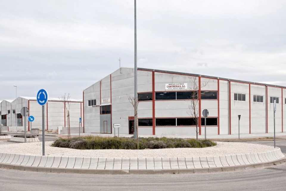 NAVE INDUSTRIAL