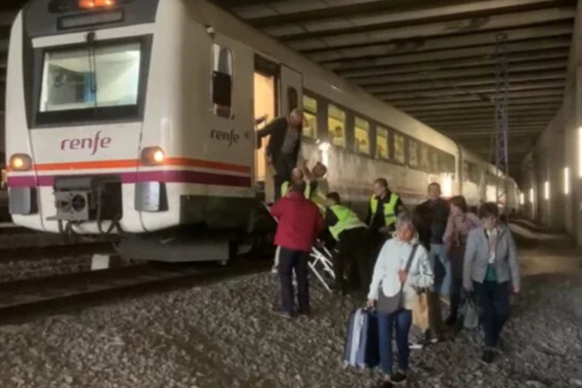 Averu00eda tren renfe