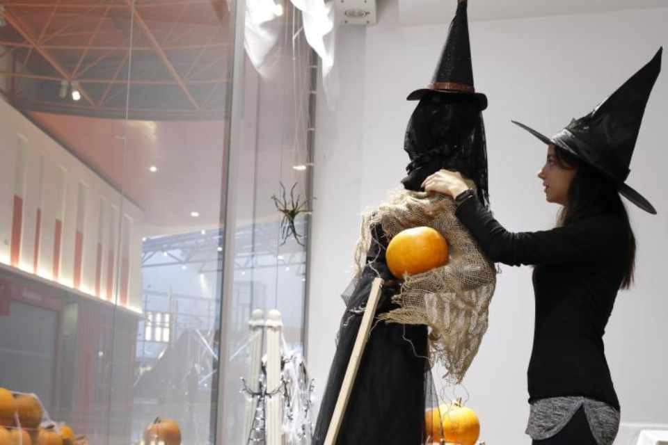 HALLOWEEN