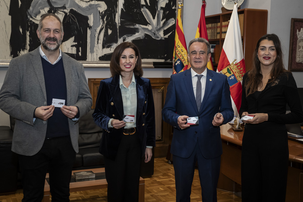 Foto presupuesto AUTOR DANI MARZO
