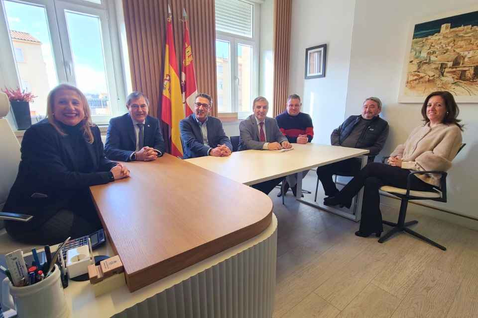 REUNIu00d3N ARCOS CONSEJERO MOVILIDAD