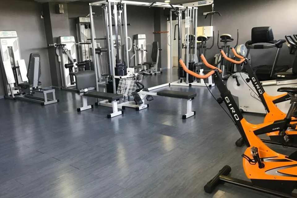 GIMNASIO ARIZA