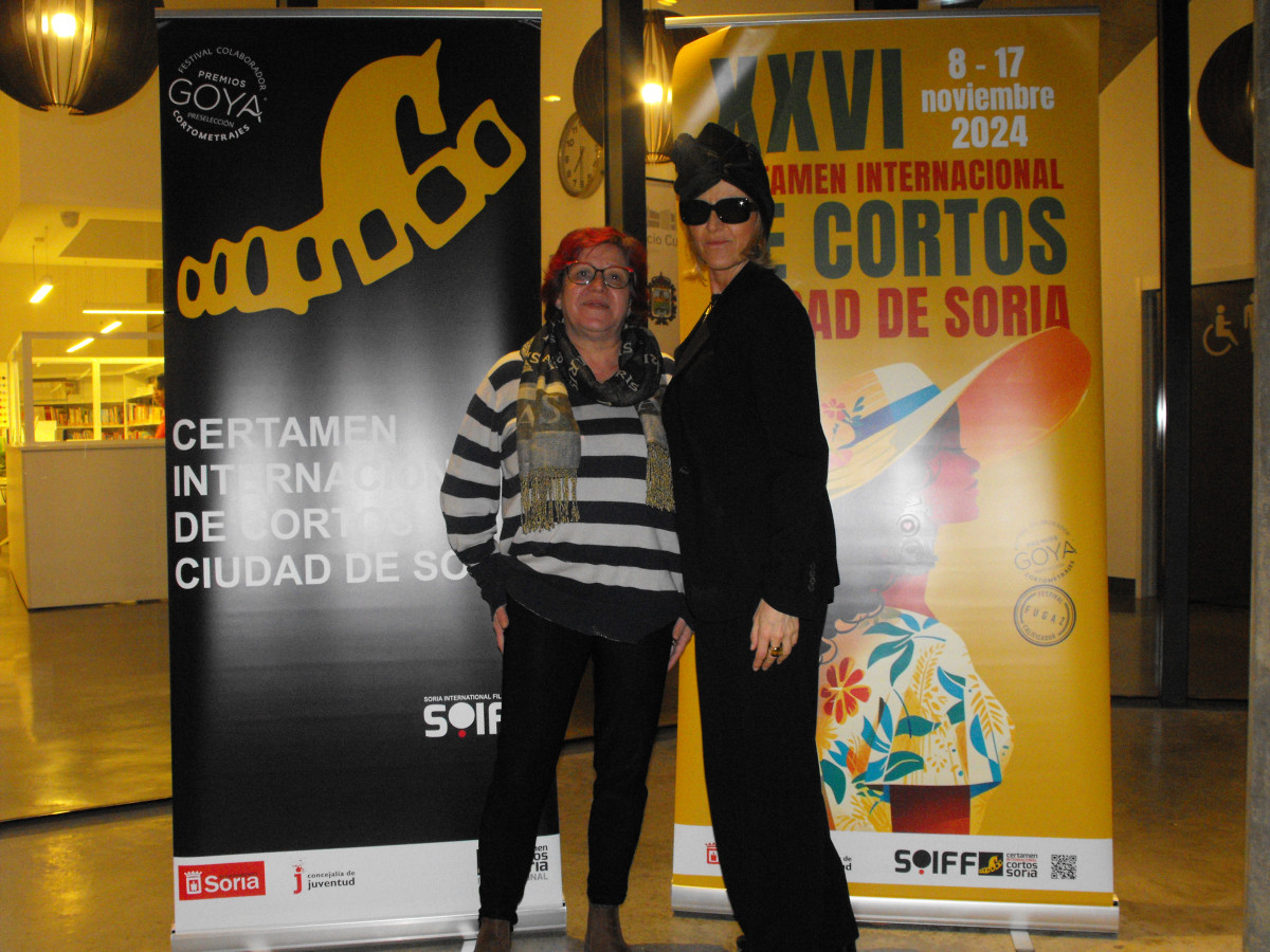 292 Pilar con Yolanda