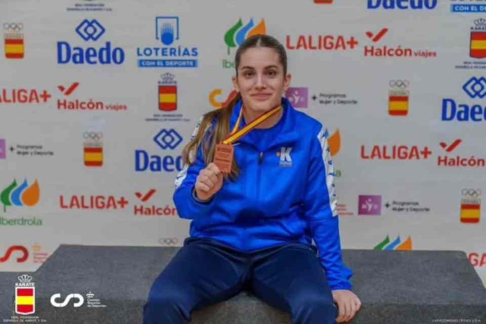 Laura pastora