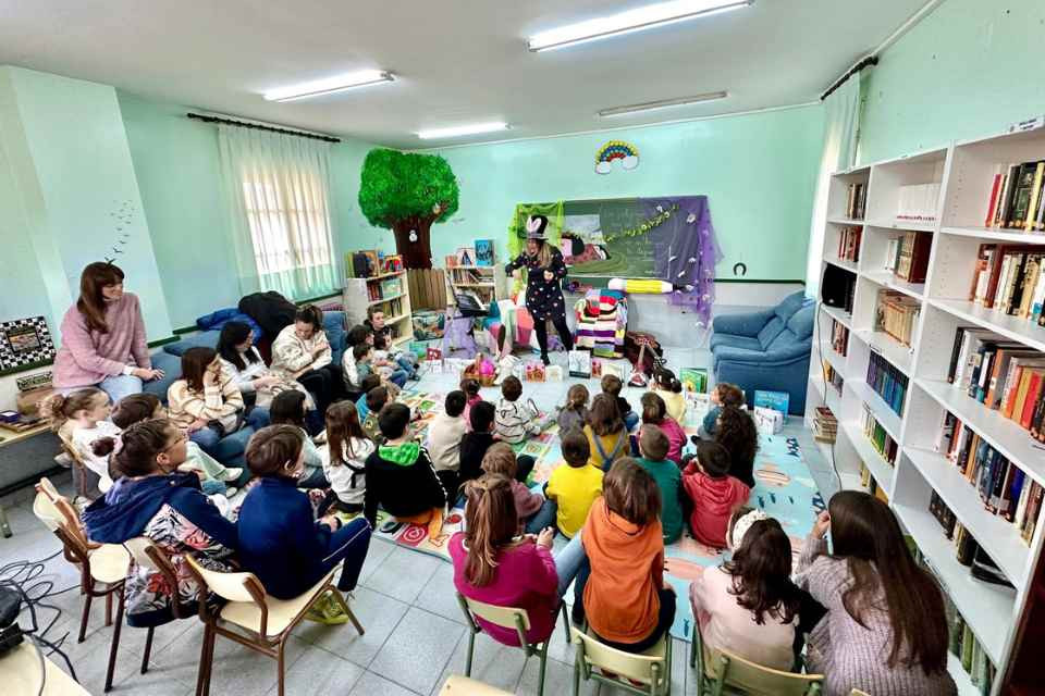 Sala de lectura deza
