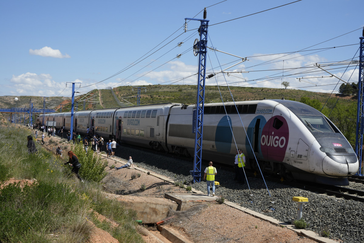  A742184