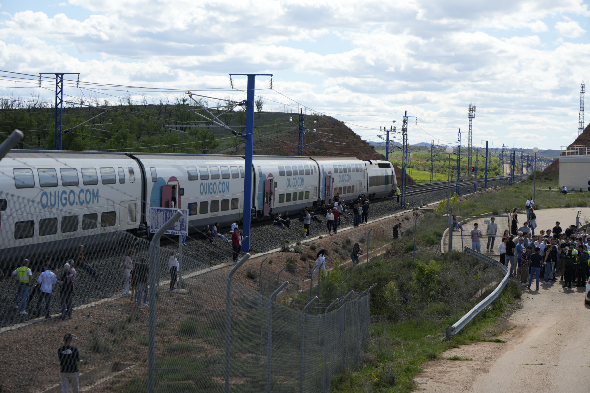  A742212