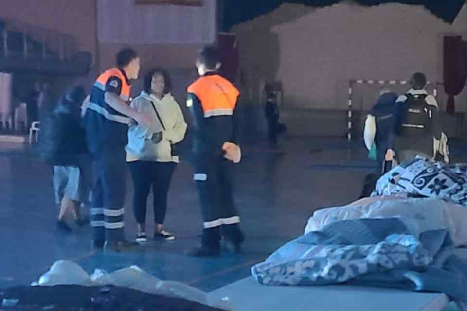 Protecciu00f3n civil alhama apagu00f3n