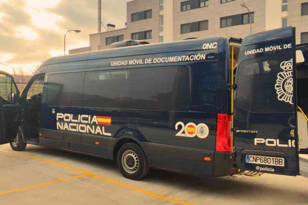FRUGÓN POLICÍA NACIONAL DNI