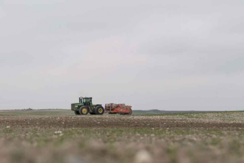 Tractor