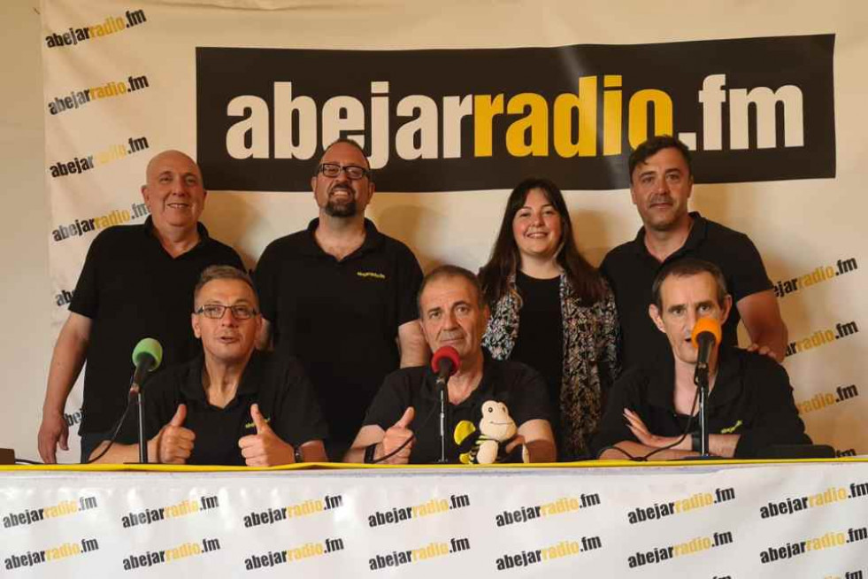 ABEJAR FM SARA GARCÍA