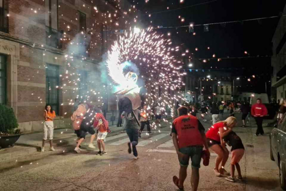 TORO DE FUEGO ALHAMA DE ARAGÓN1