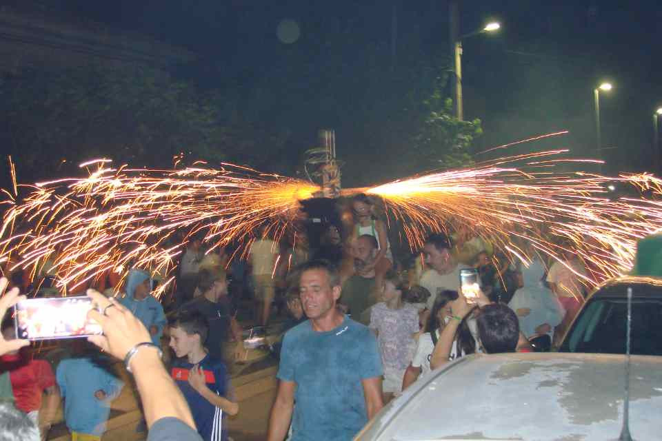 Toro de fuego