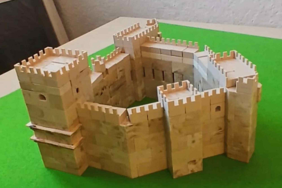 976 840 472 646 082 230 (2)